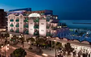 Best offers for late summer weeks! Wellness and relaxation at the Lungomare hotel