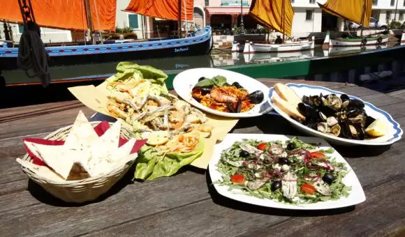 Scopri il fascino di Cesenatico in... azzurro!