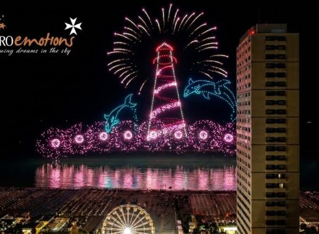 Cesenatico illumina il cielo: droni e fuochi per uno spettacolo senza precedenti