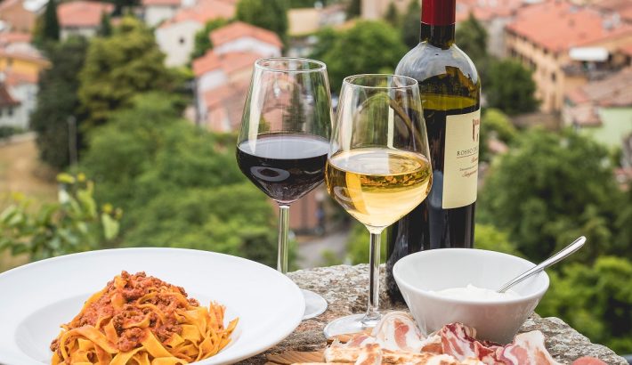 Bertinoro. the warm welcome of the Romagna hills