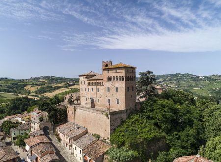 Due borghi Sospesi nel tempo: Longiano e Roncofreddo